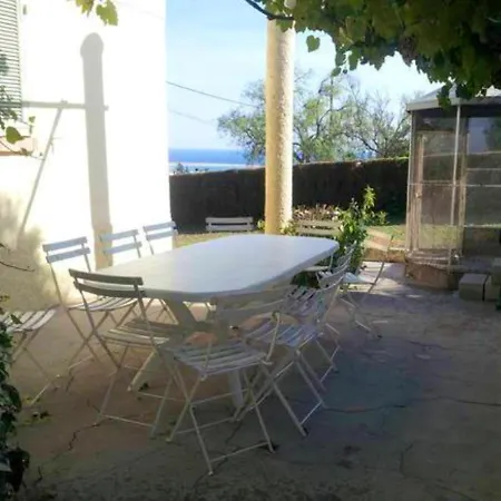 Maison De 3 Avec Vue Sur La Jardin Clos Et Wifi A Sur A 2 Km De La